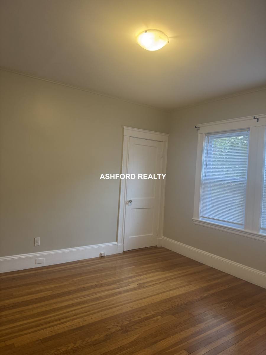 Apartment for rent at 514 School St #2, Belmont, MA 02478