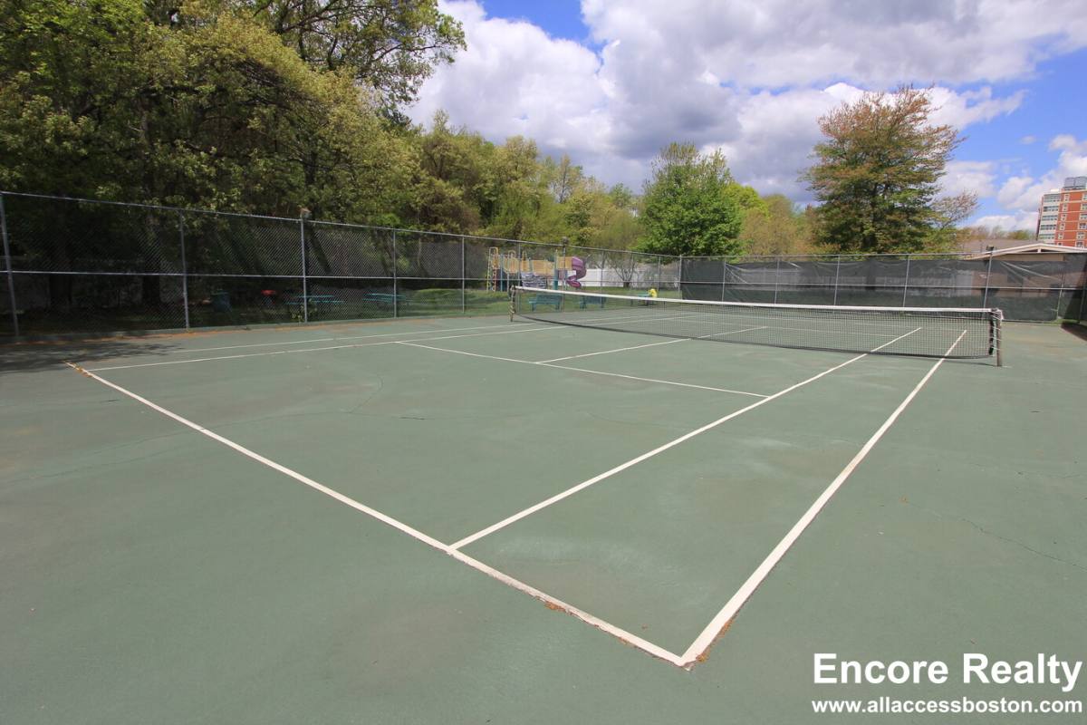 Apartment for rent at 14 Westgate Dr #207, Woburn, MA 01801