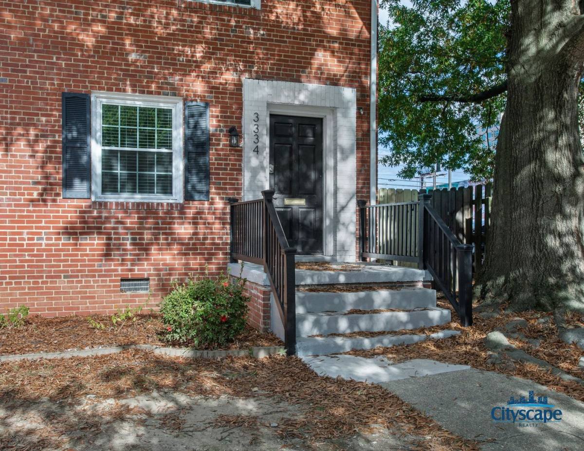 Townhouse for rent at 3336 Cutshaw Ave, Richmond, VA 23230