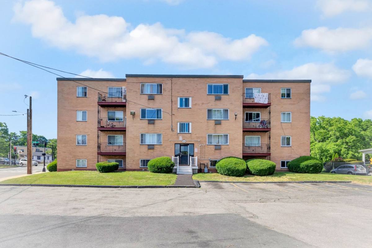 Apartment for rent at 720 River St, Mattapan, MA 02126