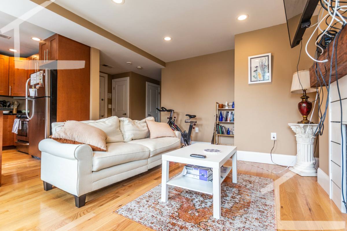 Apartment for rent at 32 Linden St #7, Brookline, MA 02445