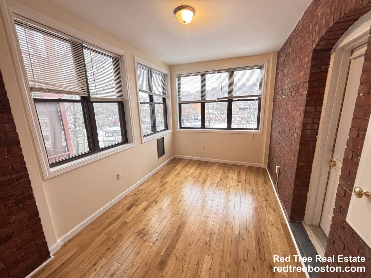 Apartment for rent at 191 Winthrop Rd #2, Brookline, MA 02445