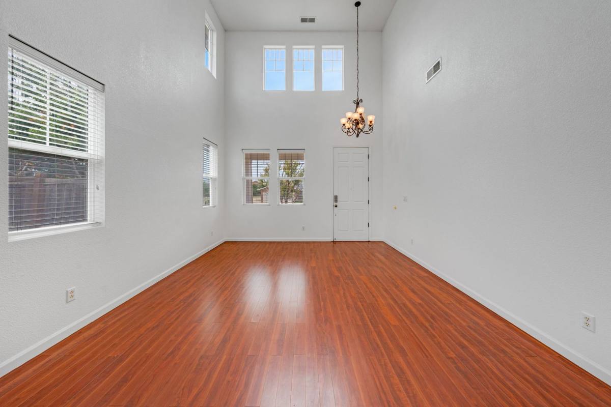 House for rent at 8739 Whitehouse Rd, Elk Grove, CA 95758