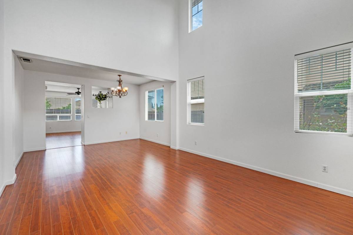 House for rent at 8739 Whitehouse Rd, Elk Grove, CA 95758