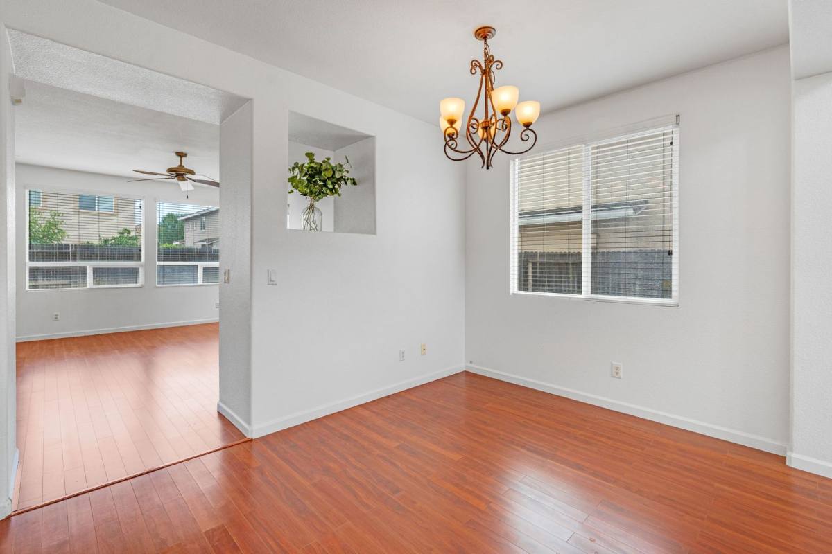 House for rent at 8739 Whitehouse Rd, Elk Grove, CA 95758