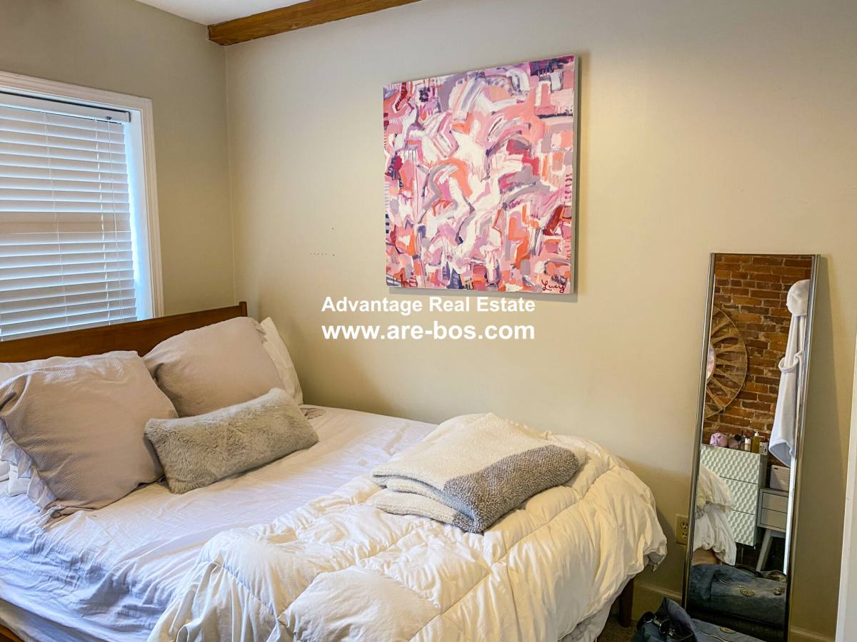 Apartment for rent at 37 Sheafe St #8, Boston, MA 02113