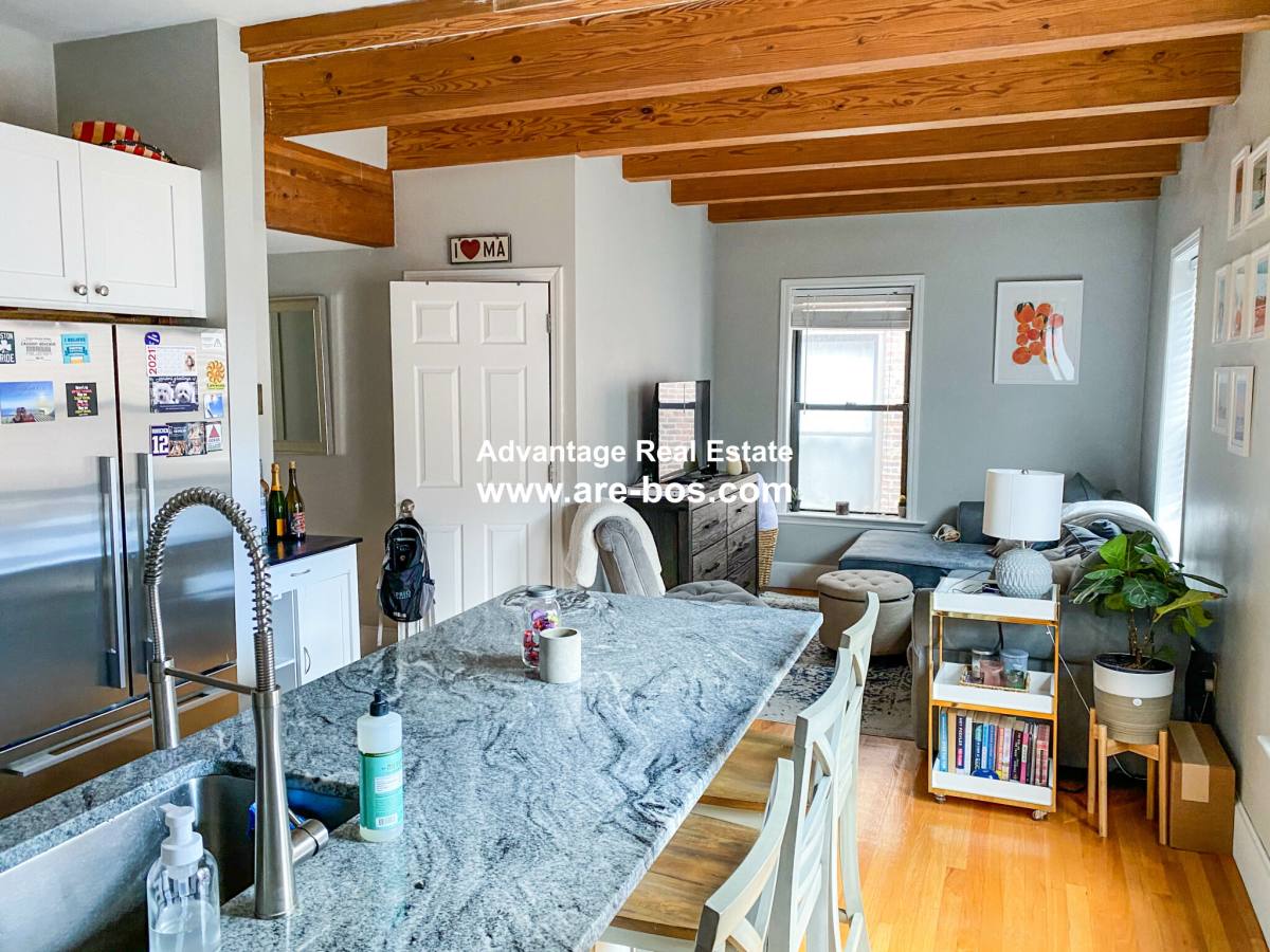 Apartment for rent at 37 Sheafe St #8, Boston, MA 02113