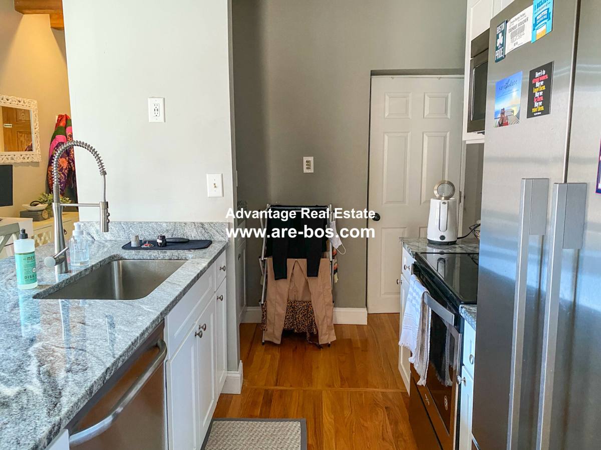 Apartment for rent at 37 Sheafe St #8, Boston, MA 02113