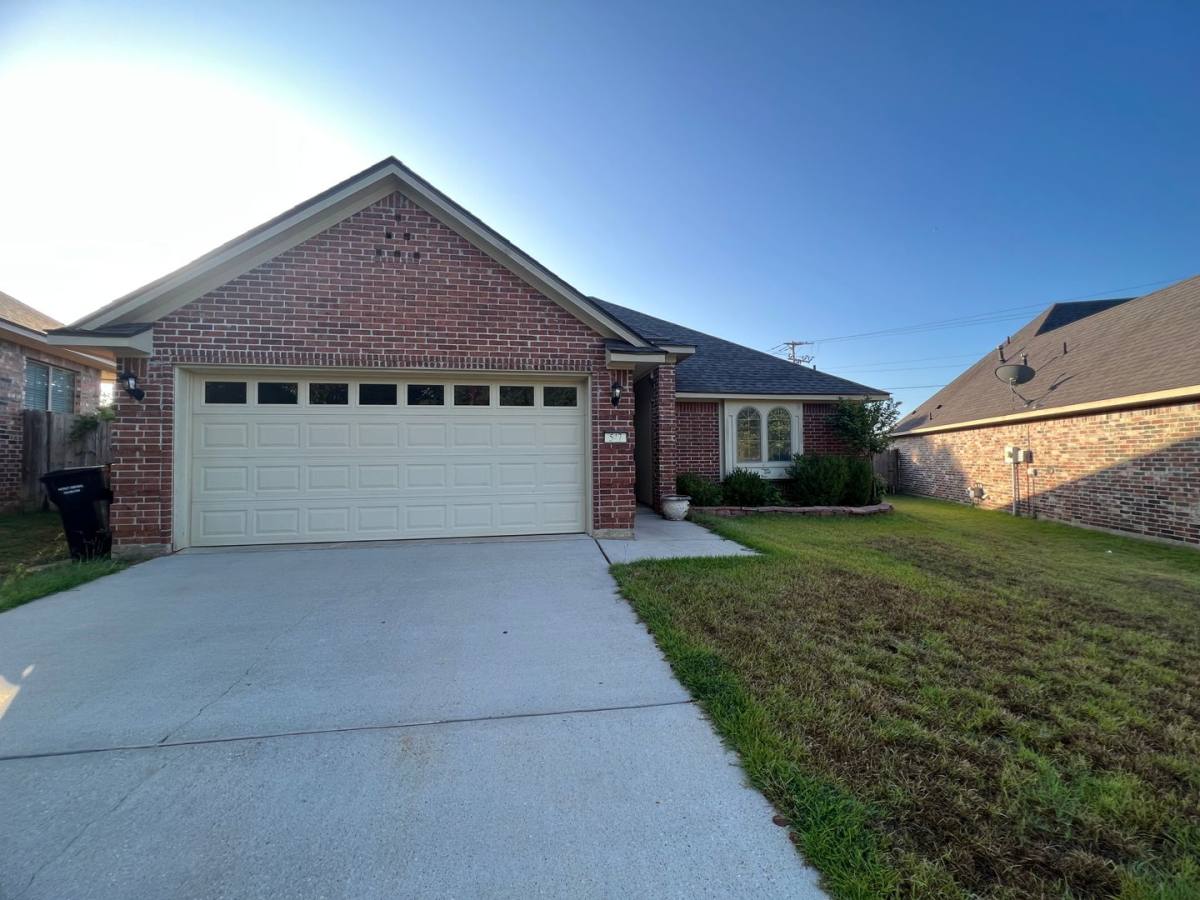 House for rent at 547 Fox Cove, Haughton, LA 71037