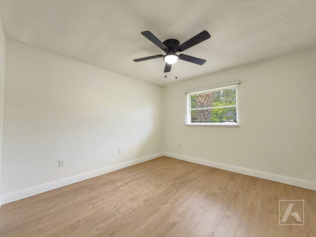 Apartment for rent at 615 Lakeview St, Orlando, FL 32804
