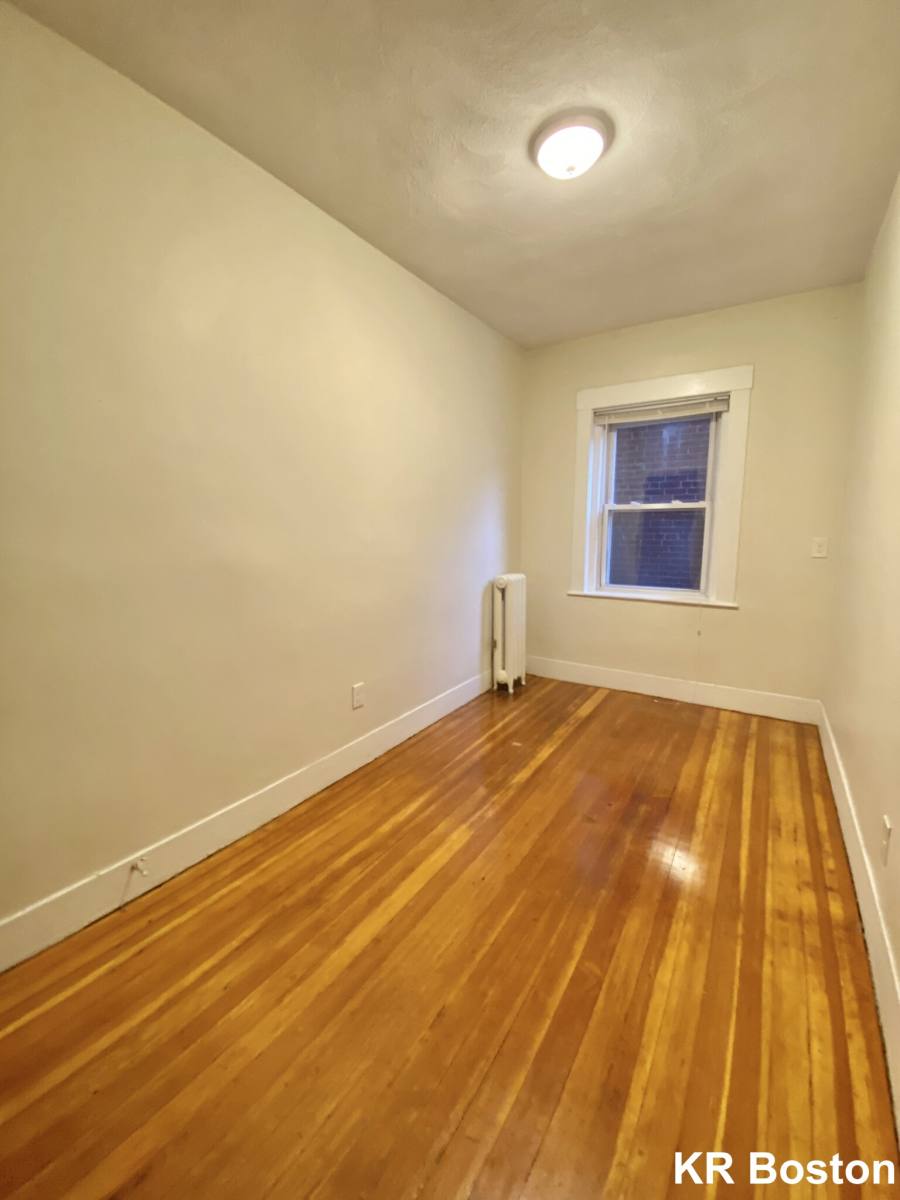 Apartment for rent at 163 Summer #22, Somerville, MA 02143