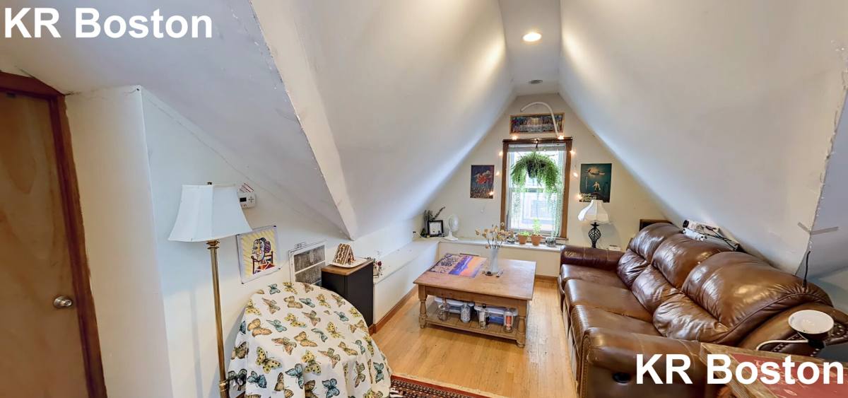 Apartment for rent at 131 Brook St #3, Brookline, MA 02446