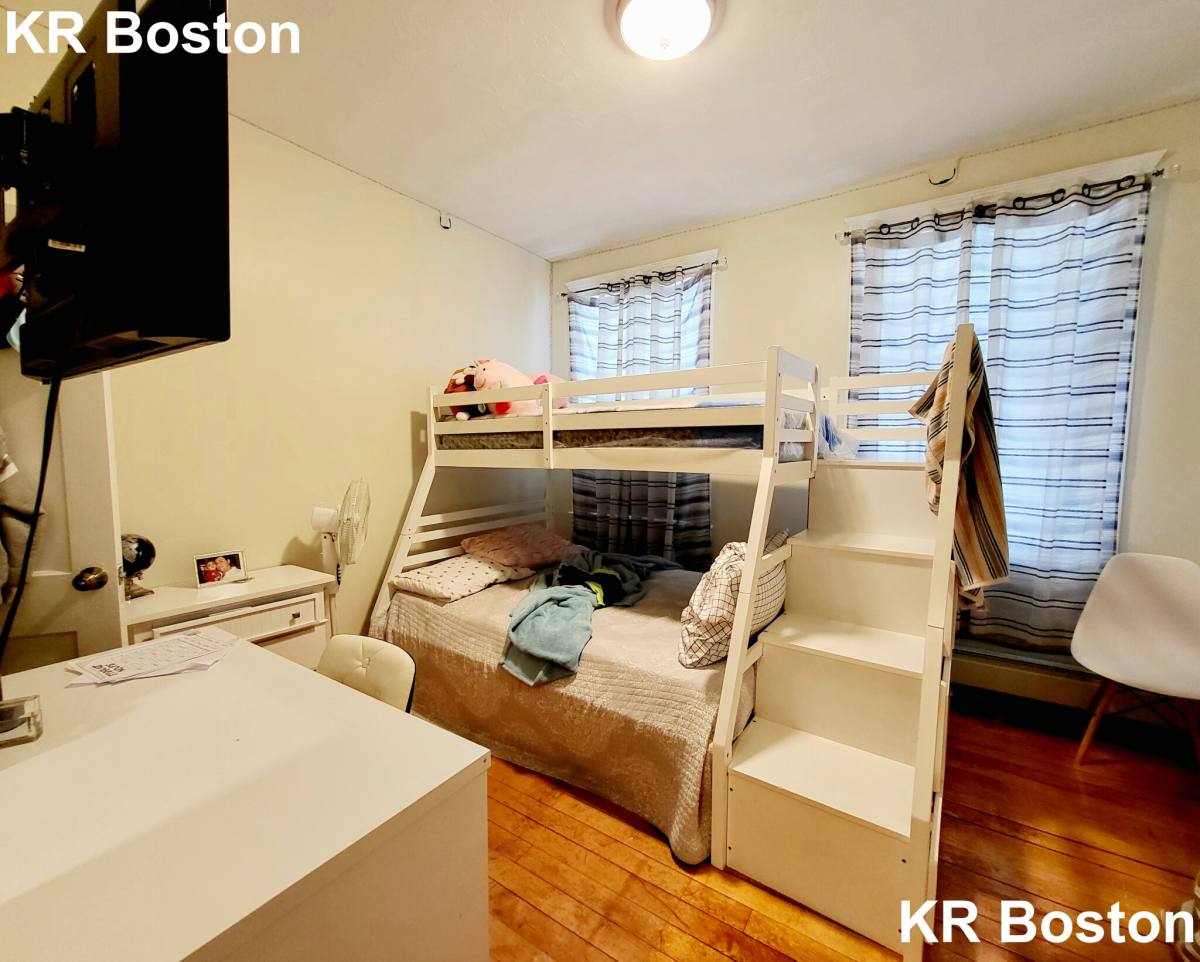 Apartment for rent at 1426 Commonwealth Ave #6, Allston, MA 02134