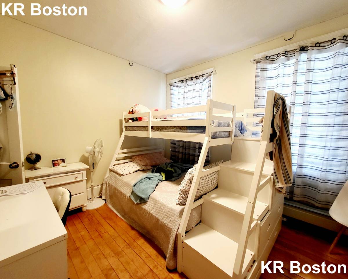 Apartment for rent at 1426 Commonwealth Ave #6, Allston, MA 02134