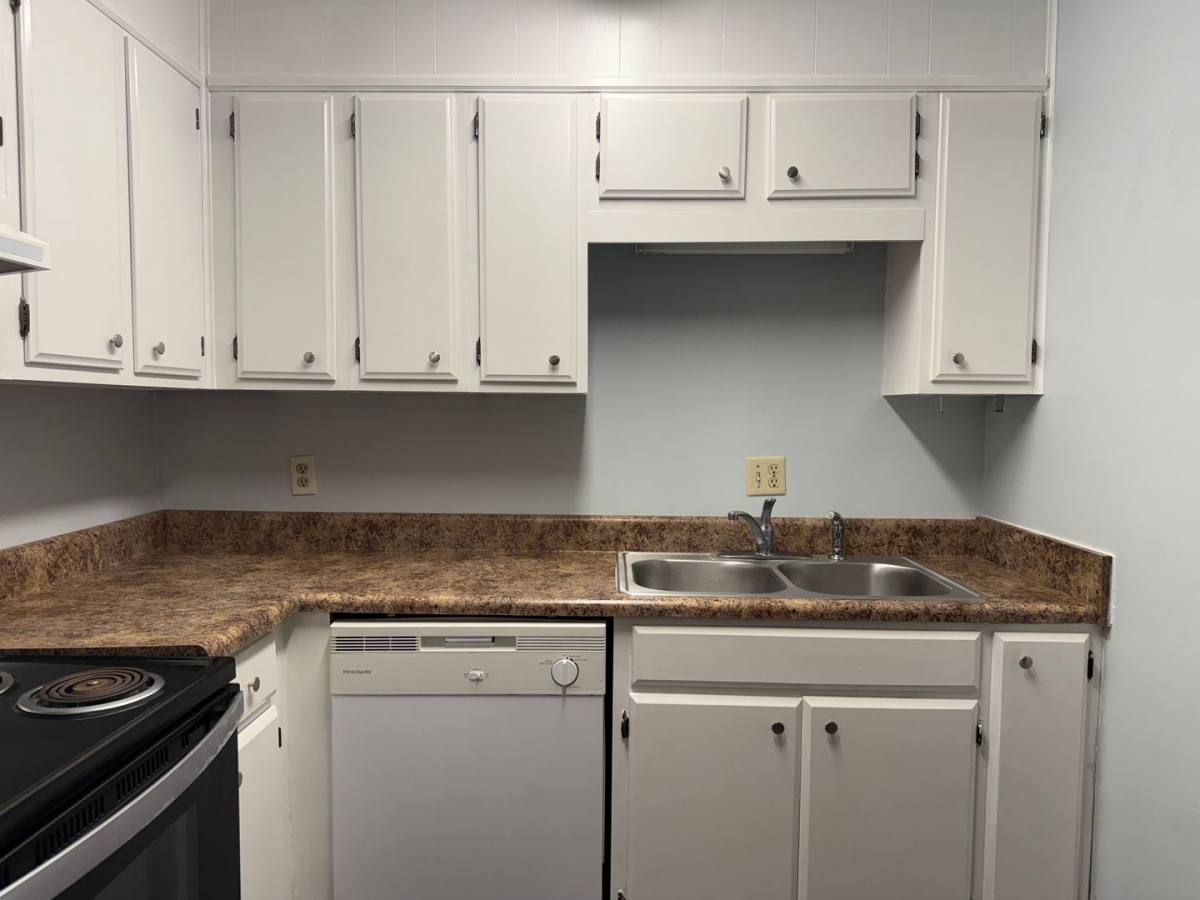 Apartment for rent at 1905 Elkhorn Lane, Albany, GA 31707