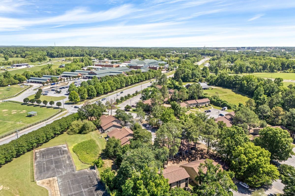 Condo for rent at 1016 B Stonegate Dr, Auburn, AL 36832