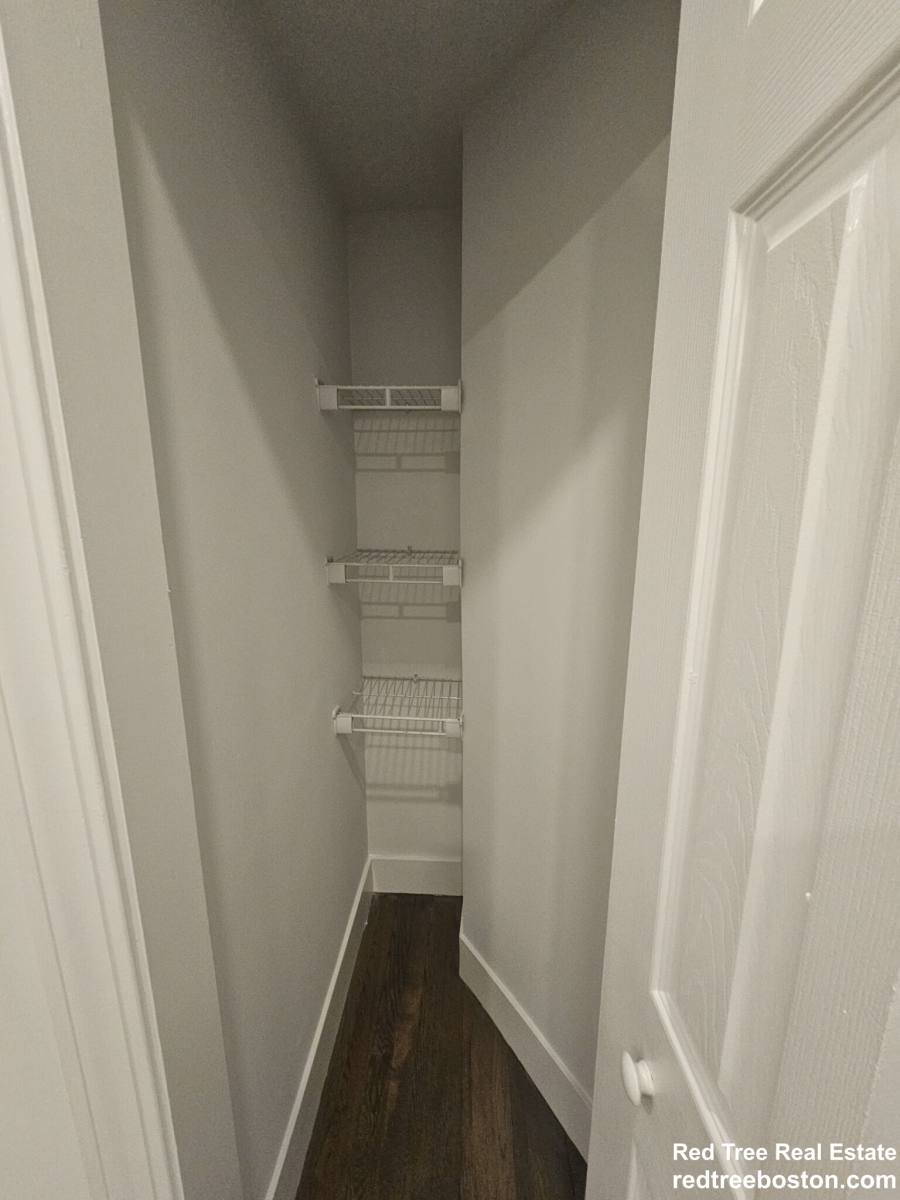 Apartment for rent at 24 Phillips St #2, Boston, MA 02114