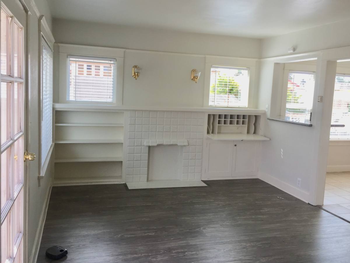 Apartment for rent at 1041 Dawson Ave, Long Beach, CA 90804