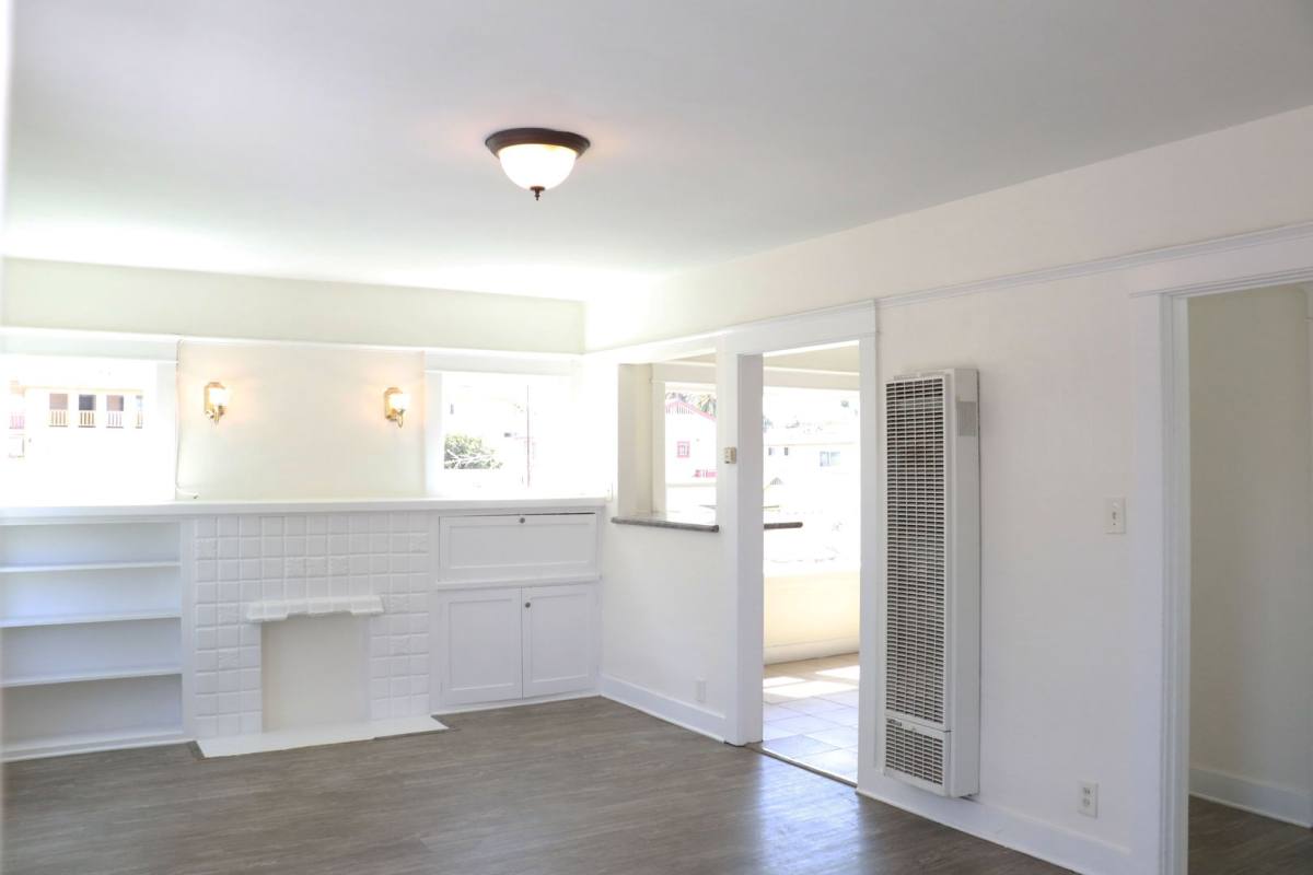 Apartment for rent at 1041 Dawson Ave, Long Beach, CA 90804
