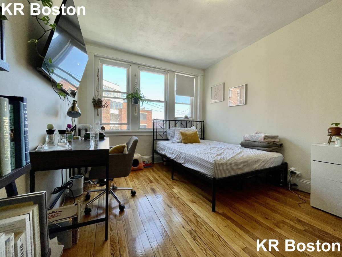 Apartment for rent at 99 Brainerd Rd #9, Allston, MA 02134