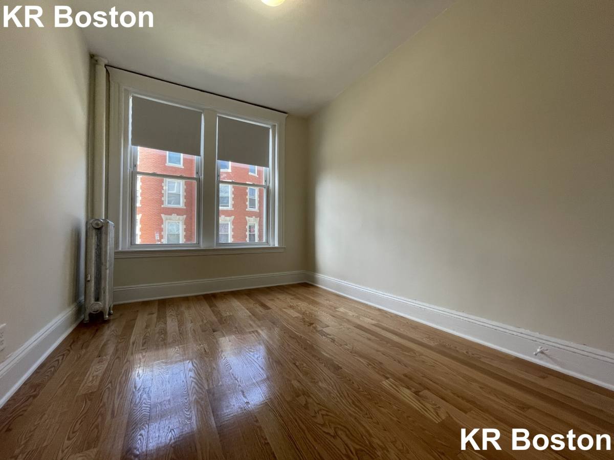 Apartment for rent at 7 Mount Hood Rd #1, Brighton, MA 02135