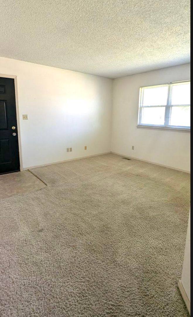 Apartment for rent at 1701 E 24th Ave, Hutchinson, KS 67502