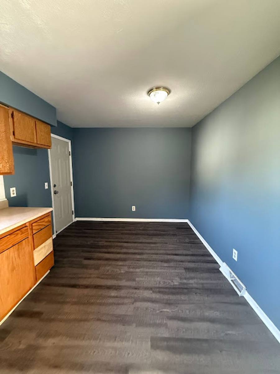 Townhouse for rent at 3009 Coventry Blvd, Canton, OH 44705