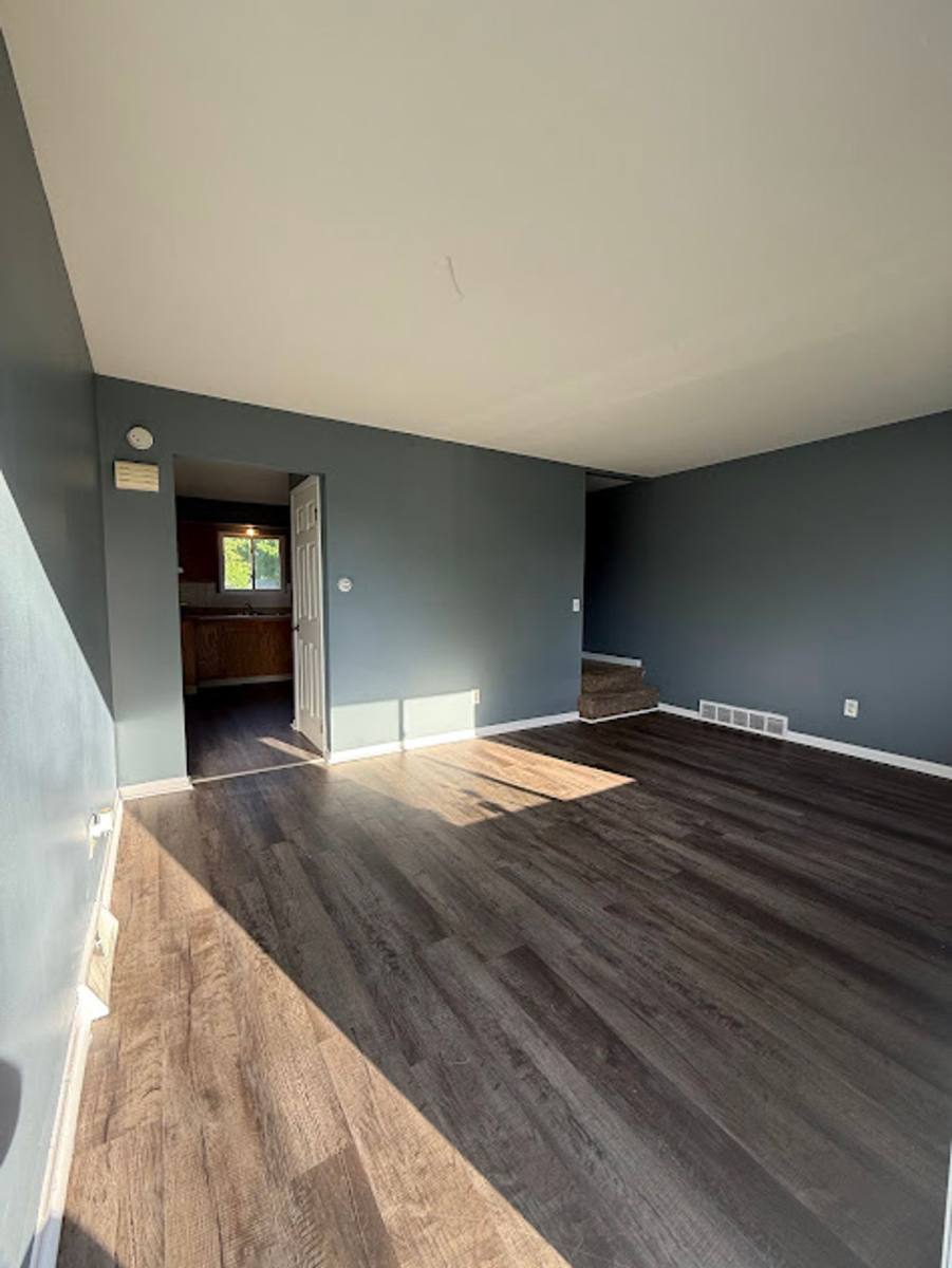 Townhouse for rent at 3009 Coventry Blvd, Canton, OH 44705