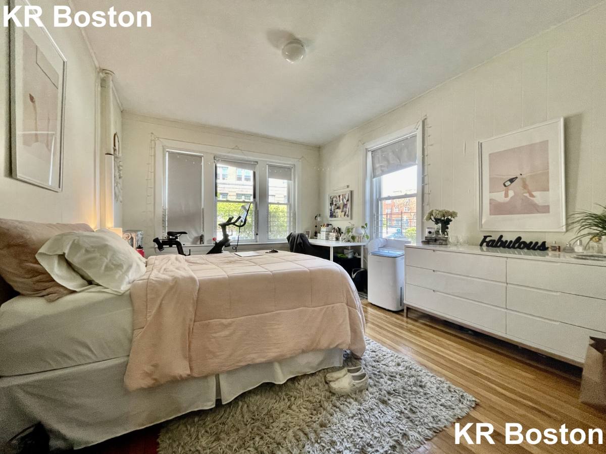 Apartment for rent at 130 Englewood Ave #2, Brighton, MA 02135