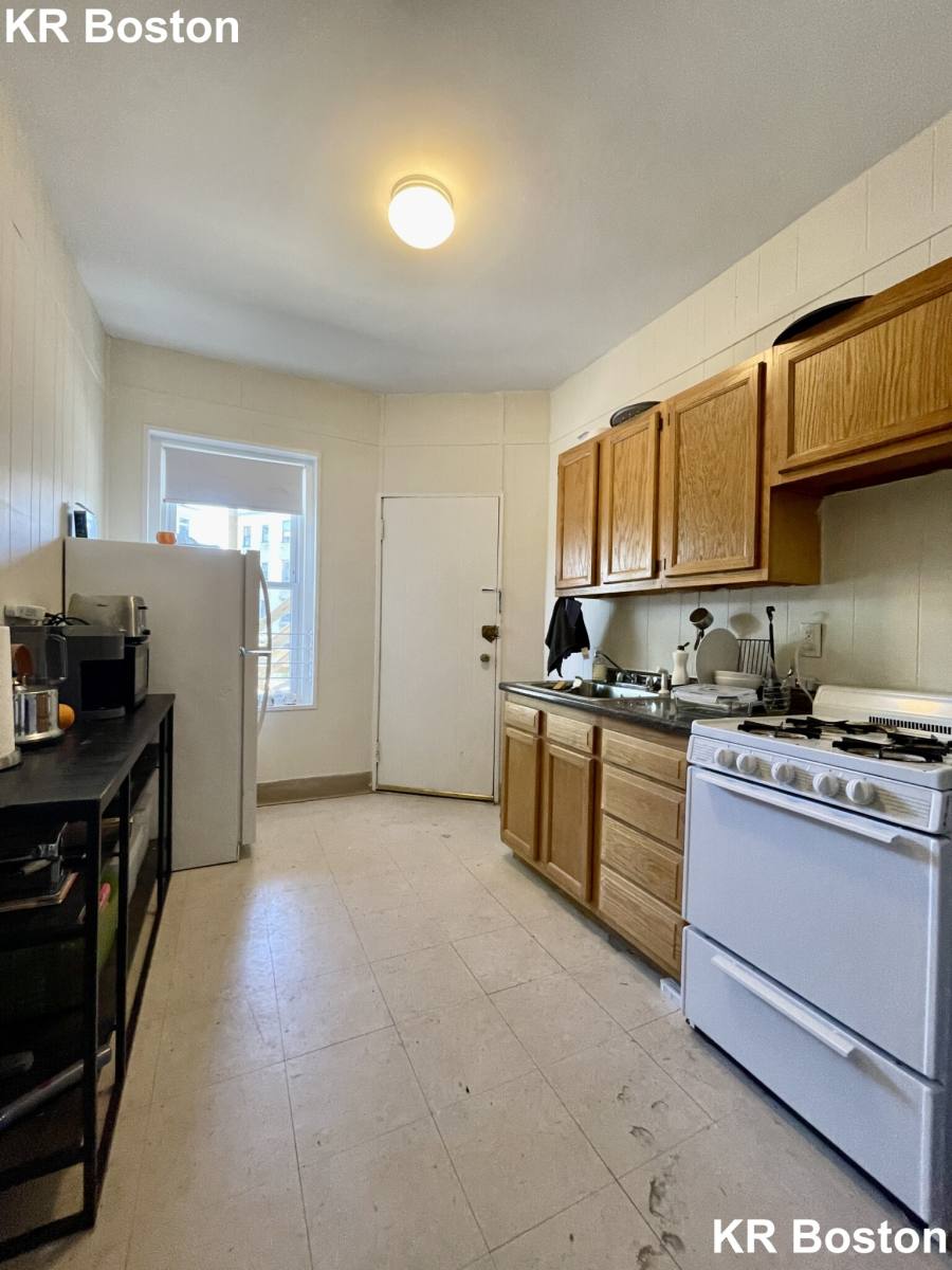 Apartment for rent at 130 Englewood Ave #2, Brighton, MA 02135