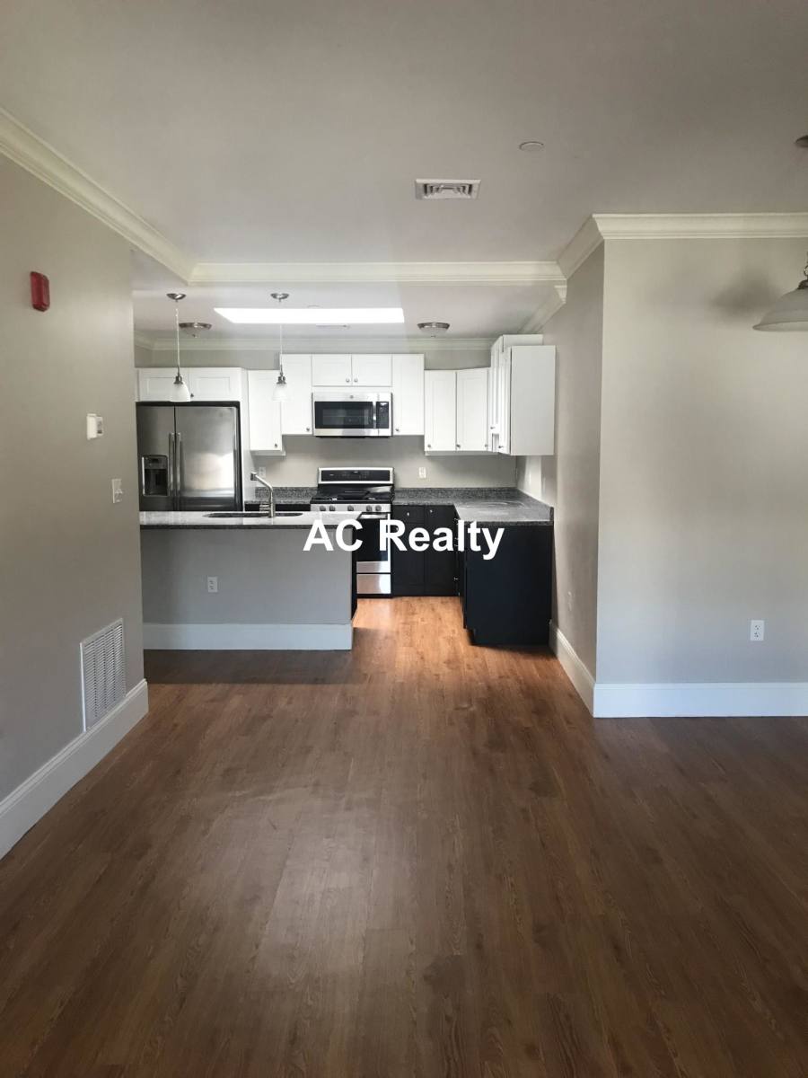 Apartment for rent at 286 Main St #209, Woburn, MA 01801