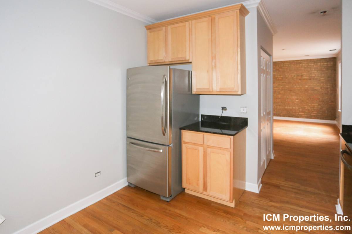 Apartment for rent at 628 W Roscoe #1N, Chicago, IL 60657