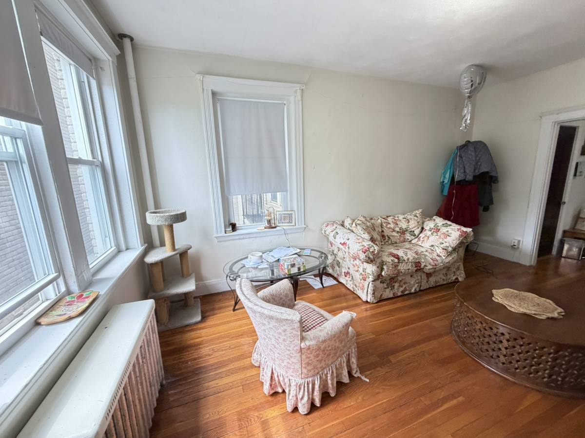 Apartment for rent at 1820 Commonwealth Ave #17, Brighton, MA 02135