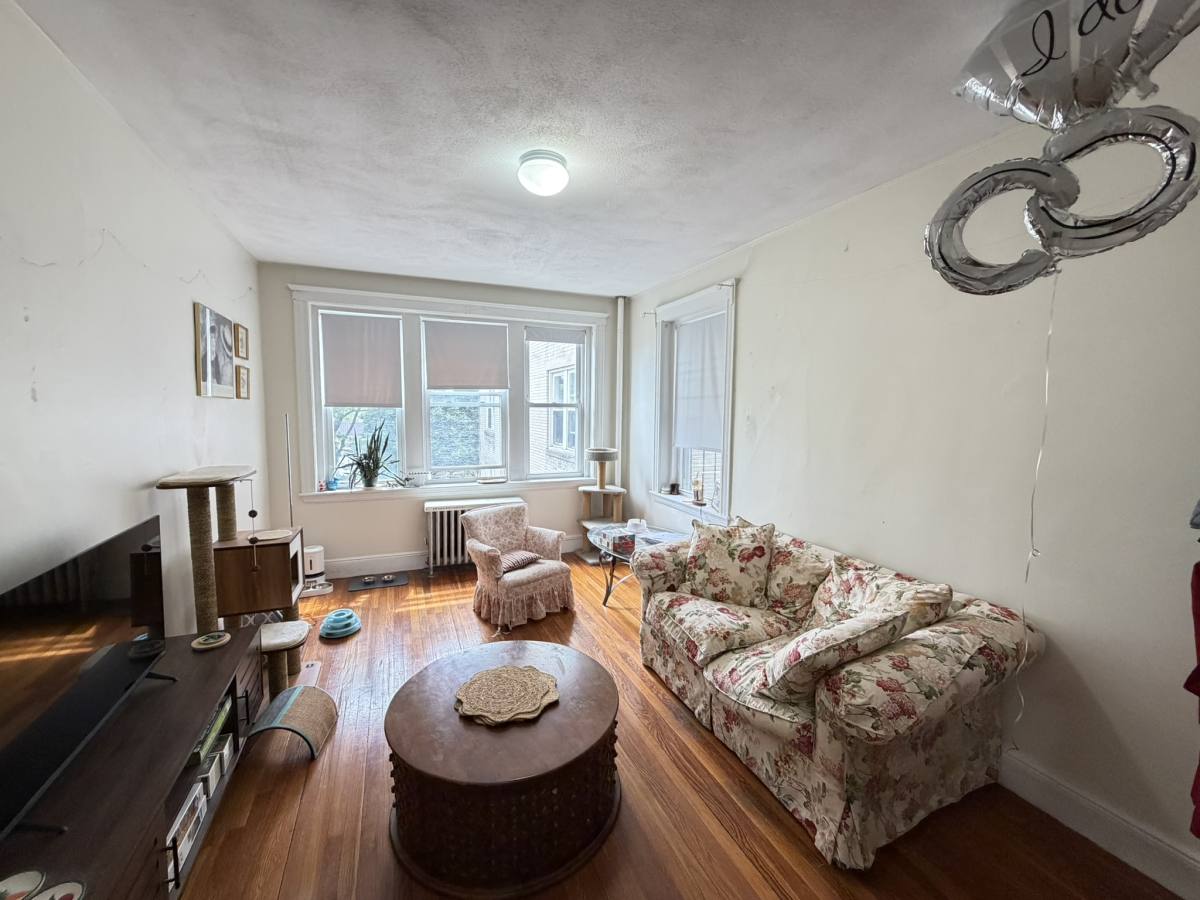Apartment for rent at 1820 Commonwealth Ave #17, Brighton, MA 02135