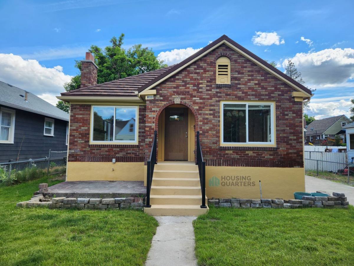 House for rent at 107 W Waverly Place, Spokane, WA 99205