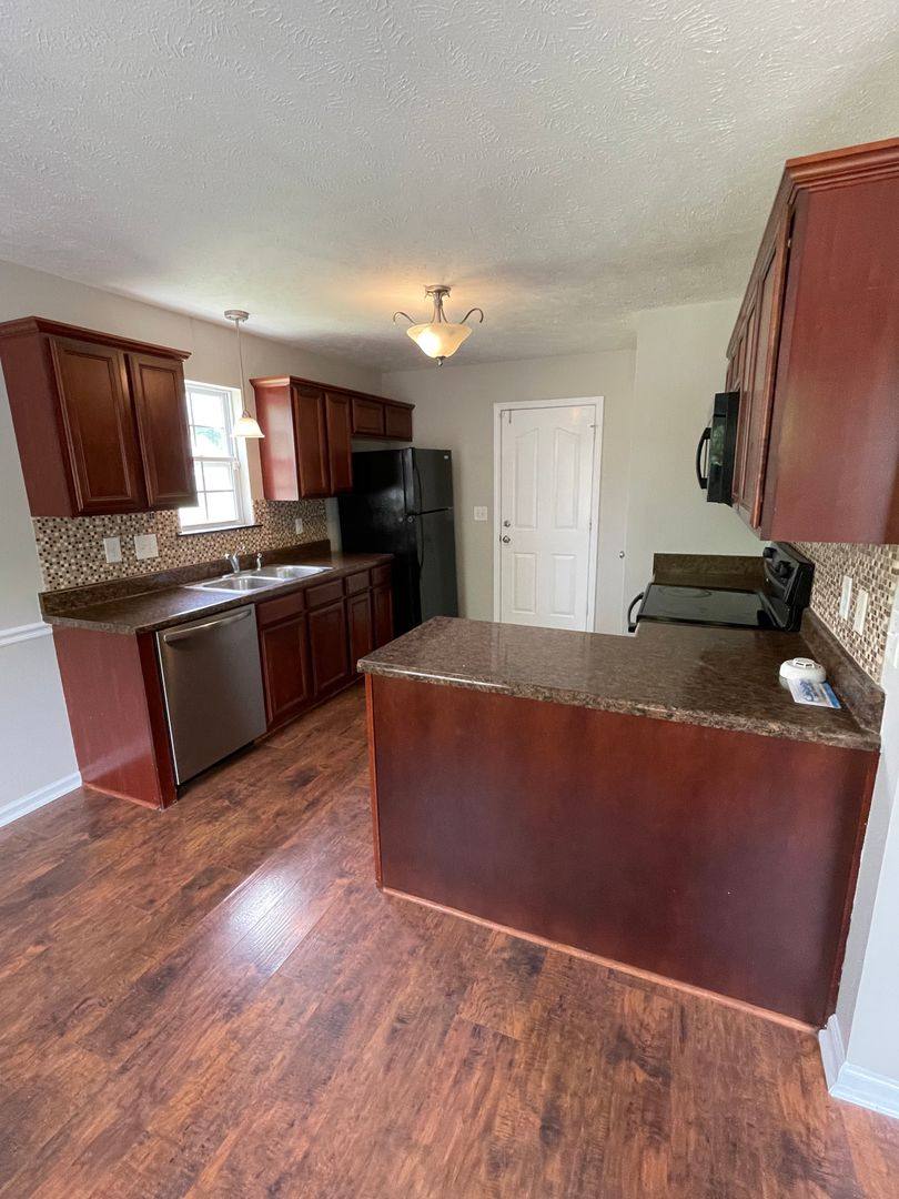 House for rent at 617 Niagra Lane, Murfreesboro, TN 37129