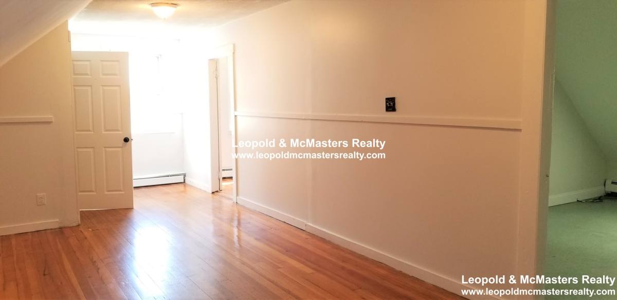 Apartment for rent at 32 Salem St #3, Salem, MA 01970