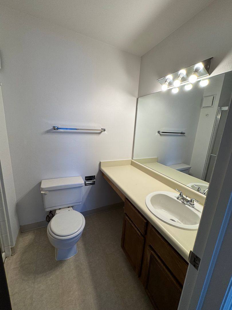 Condo for rent at 814 Tenderfoot Hill Rd, Colorado Springs, CO 80906