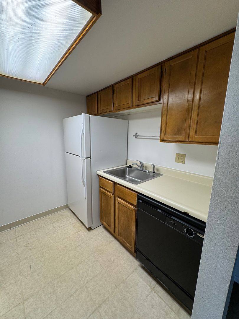 Condo for rent at 814 Tenderfoot Hill Rd, Colorado Springs, CO 80906