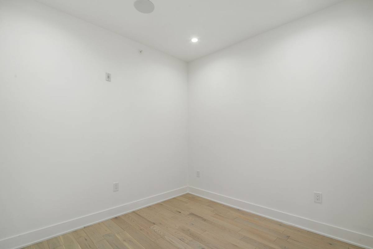 Apartment for rent at 2111 S Iseminger St, Philadelphia, PA 19148
