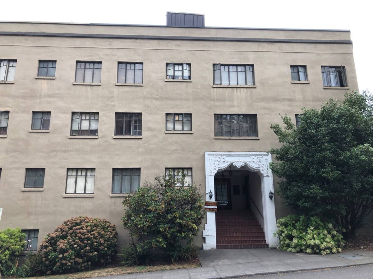 Apartment for rent at 2486 NW Westover, Portland, OR 97210