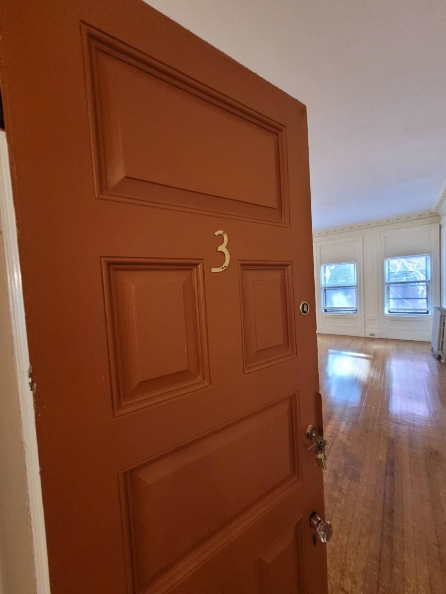 Apartment for rent at 379 Commonwealth Ave #3, Boston, MA 02115