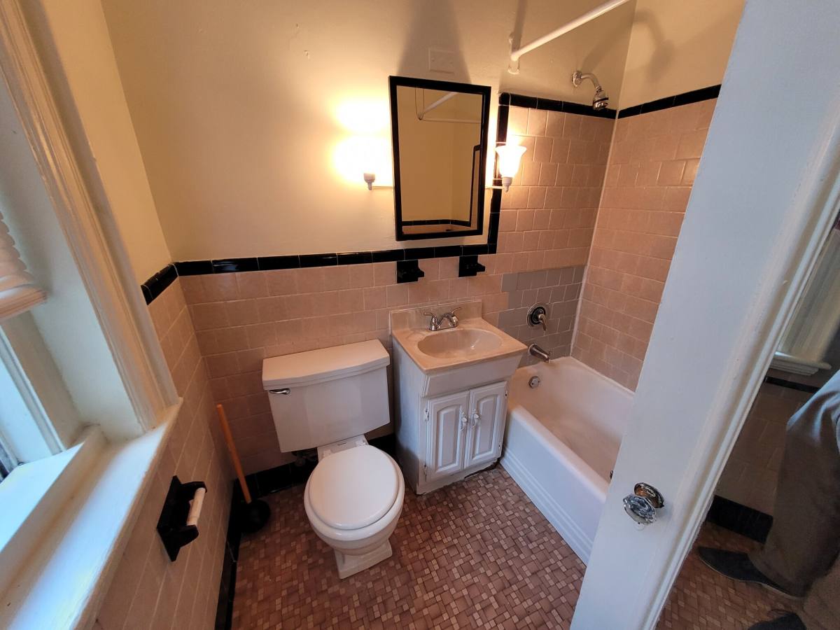 Apartment for rent at 379 Commonwealth Ave #3, Boston, MA 02115