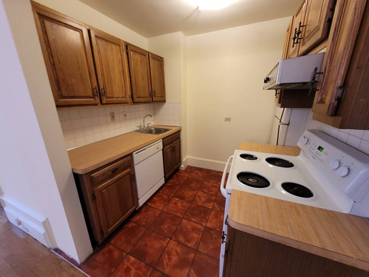 Apartment for rent at 379 Commonwealth Ave #3, Boston, MA 02115