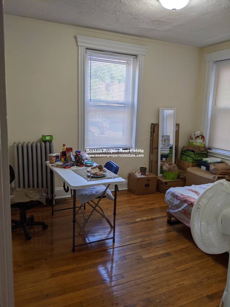 360 Riverway #12, Boston, MA 02115 - Apartment for Rent - Image 4