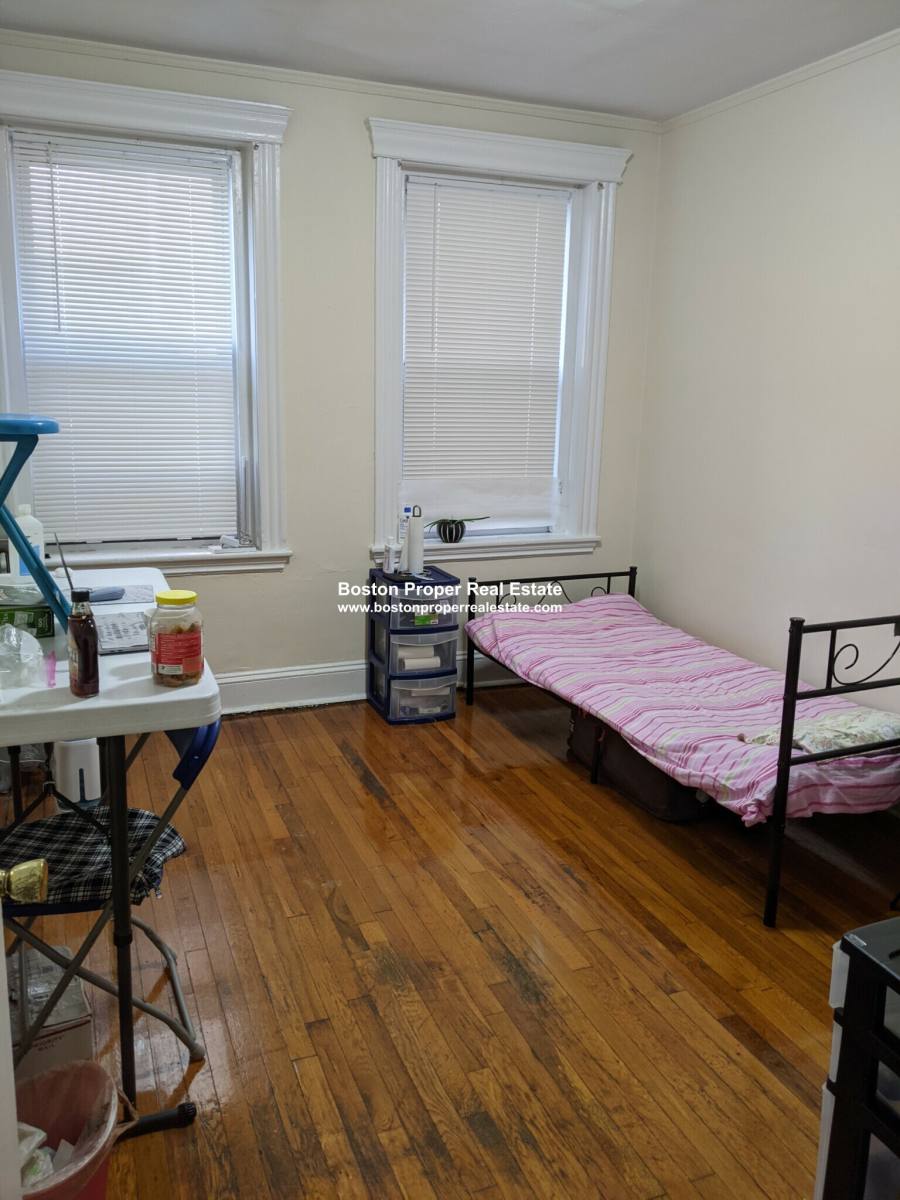 360 Riverway #12, Boston, MA 02115 - Apartment for Rent - Image 2