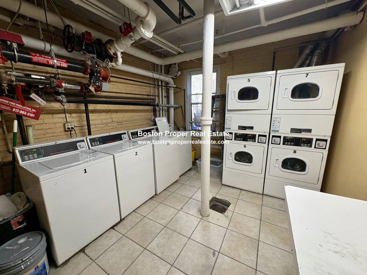 Apartment for rent at 360 Riverway #12, Boston, MA 02115