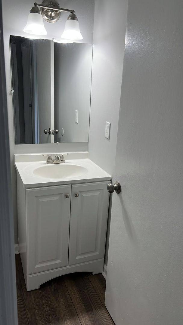 Townhouse for rent at 2051 Lenoa Lane, Austell, GA 30106