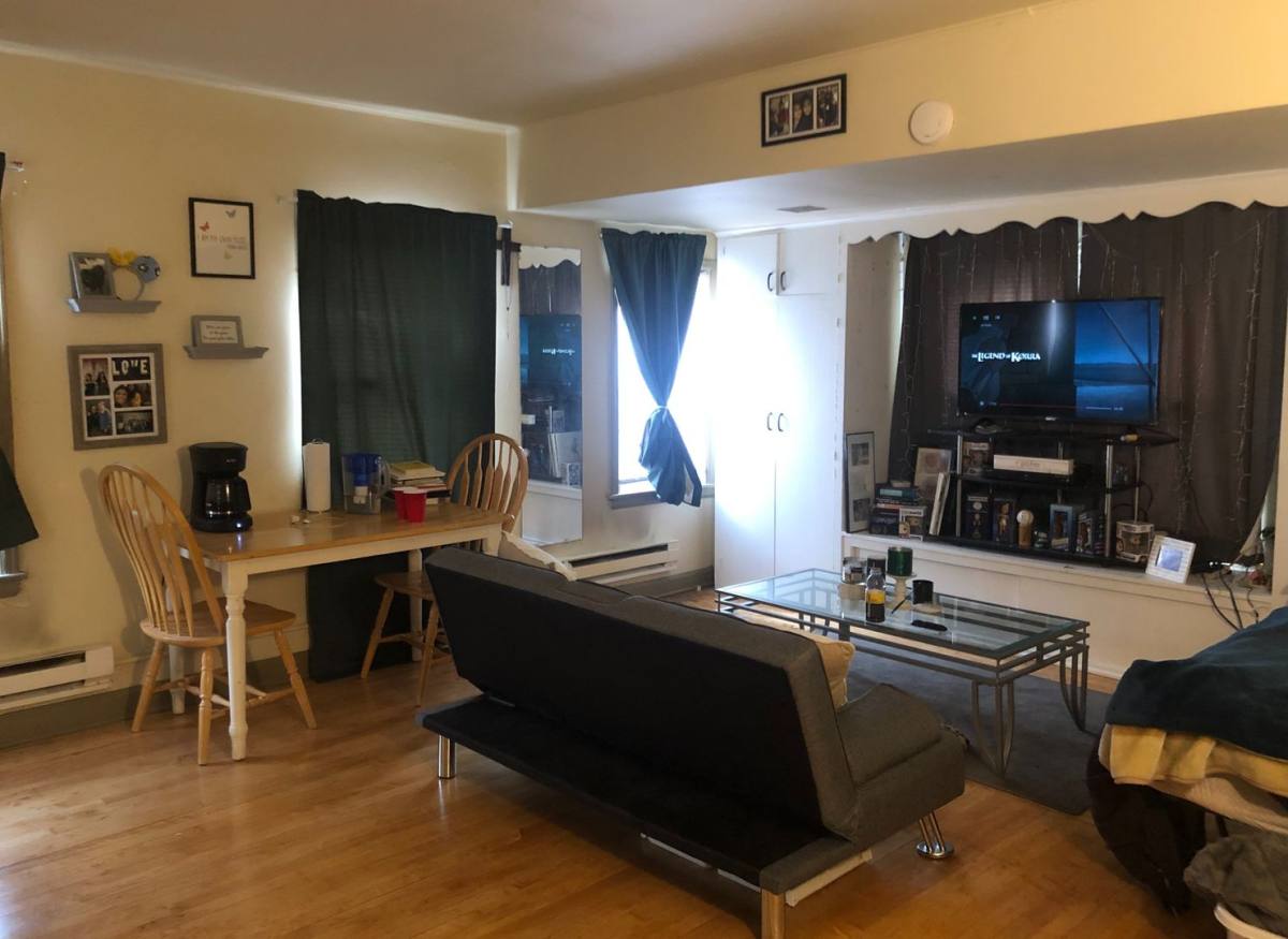 Apartment for rent at 1645 N Franklin Place, Milwaukee, WI 53202