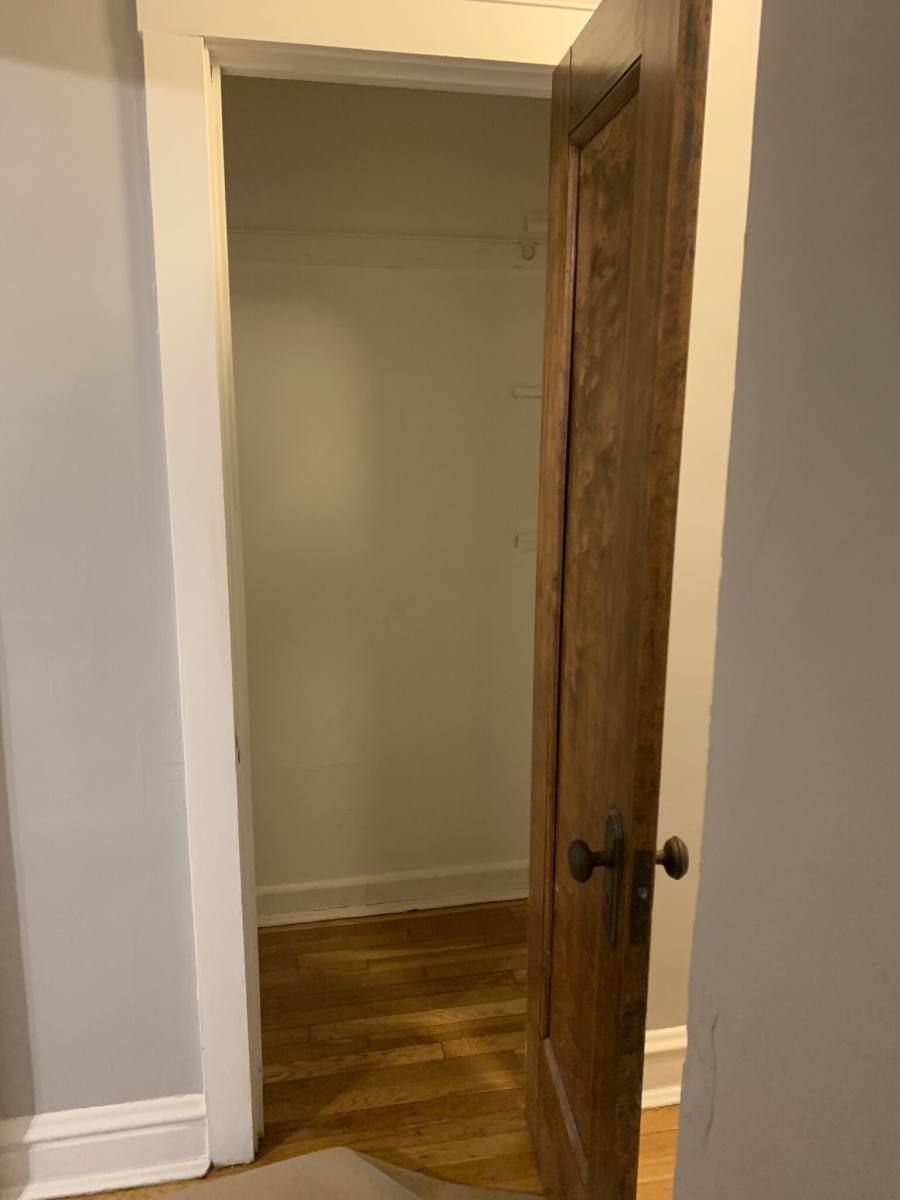 Apartment for rent at 5352 N Winthrop Ave - 2nd, Chicago, IL 60640